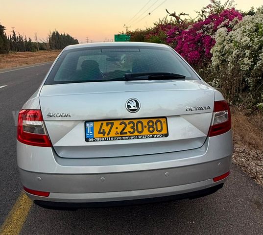 סקודה אוקטביה
