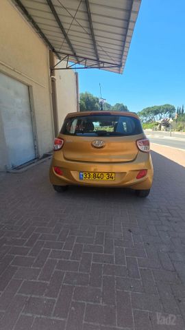 יונדאי i10