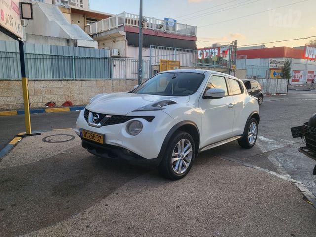 ניסאן ג'וק