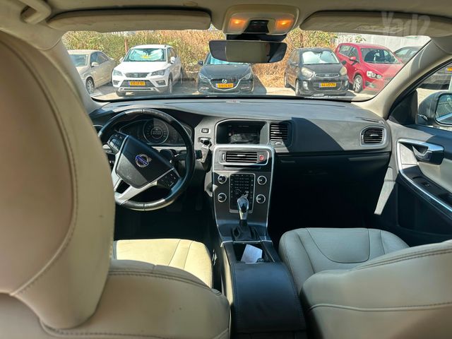 וולוו S60