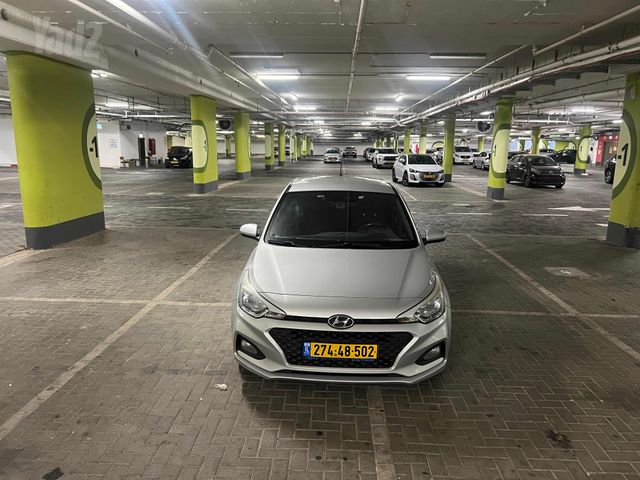 מודעת רכב יונדאי i20