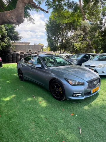 אינפיניטי Q50