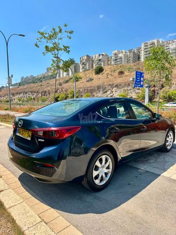 מאזדה 3