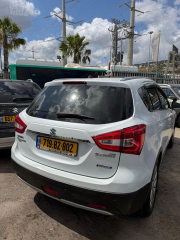 סוזוקי קרוסאובר
