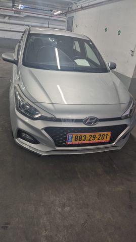 מודעת רכב יונדאי i20