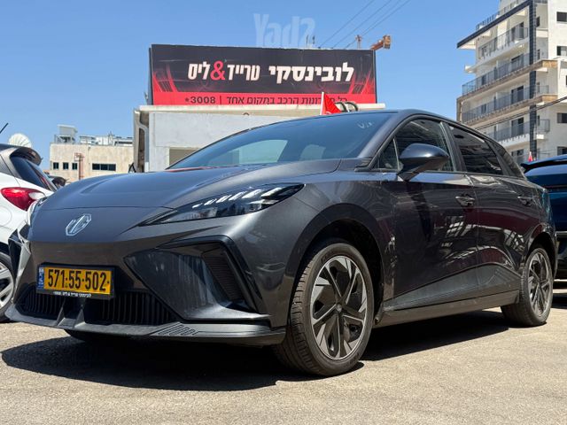 מודעת רכב אם ג'י MG4