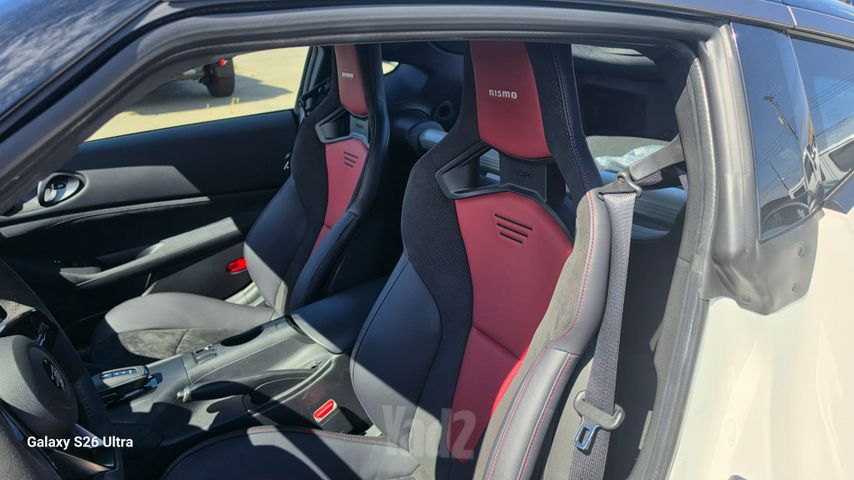 ניסאן 370Z