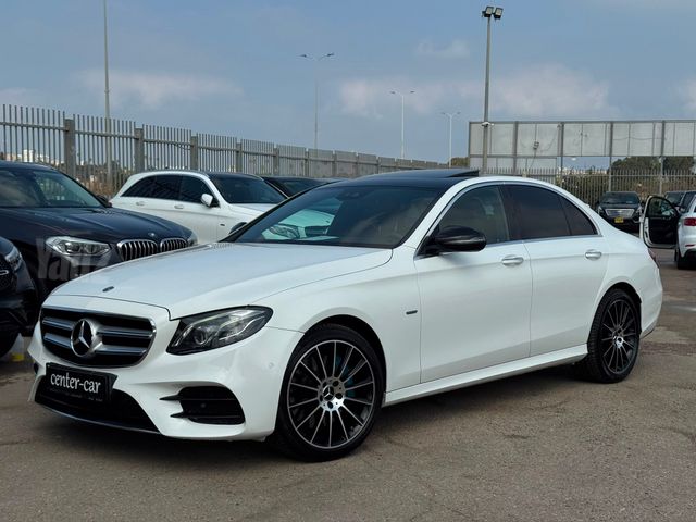 מודעת רכב מרצדס-בנץ E-class