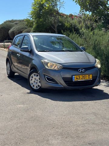 יונדאי i20