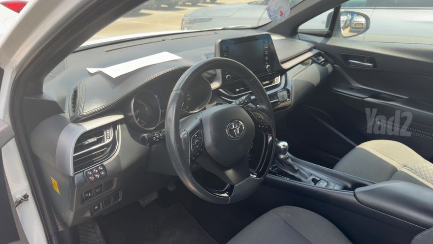 טויוטה C-HR