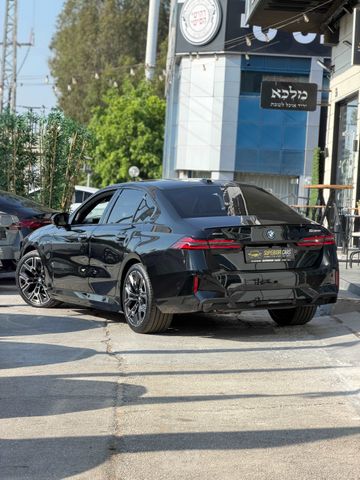 מודעת רכב ב מ וו סדרה 5
