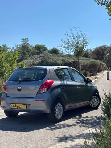 יונדאי i20