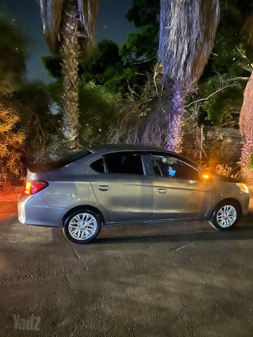מיצובישי אטראז'