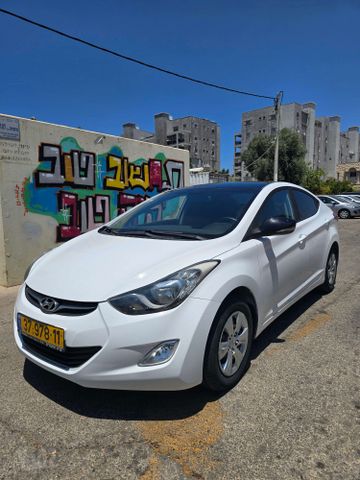 יונדאי I35