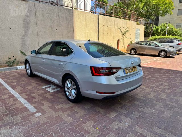 סקודה סופרב