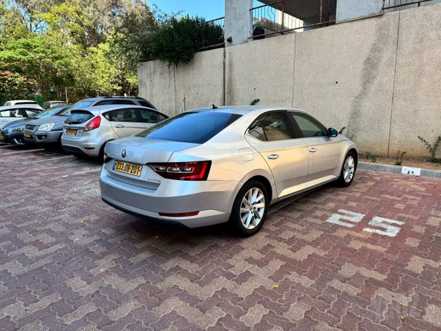 סקודה סופרב