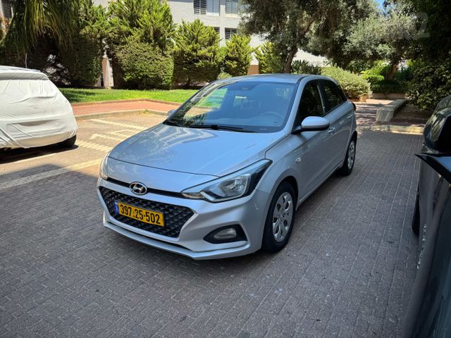 מודעת רכב יונדאי i20