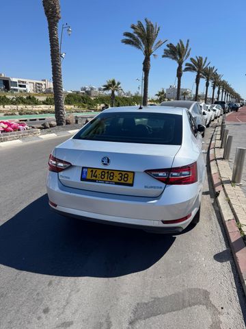 מודעת רכב סקודה סופרב