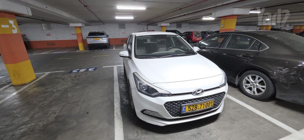 יונדאי i20