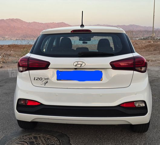 יונדאי i20