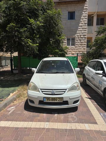 סוזוקי ליאנה