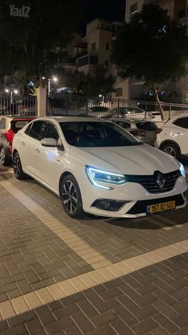רנו מגאן