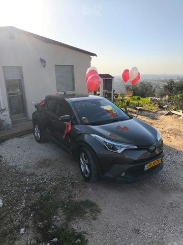 טויוטה C-HR