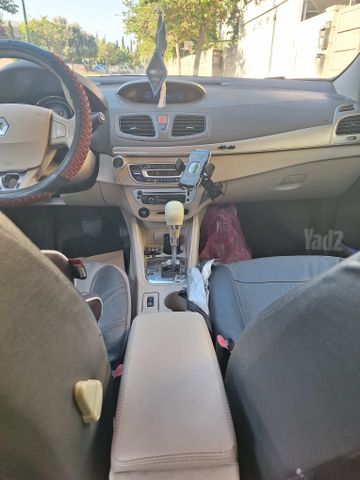 רנו פלואנס