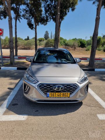 יונדאי איוניק