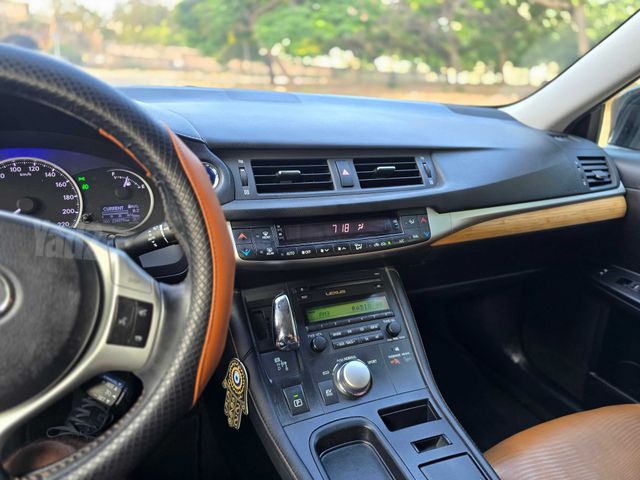 CT Special Edition 200h היברידי אוט׳ 1.8 (99 כ״ס)