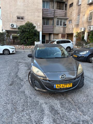 מאזדה 3