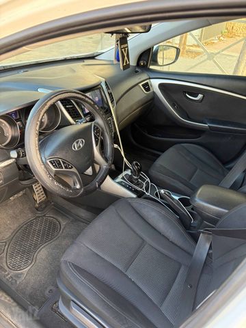 יונדאי i30