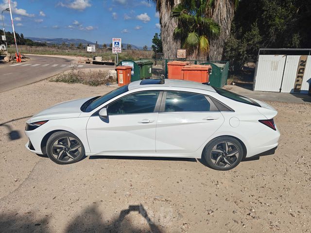 יונדאי אלנטרה