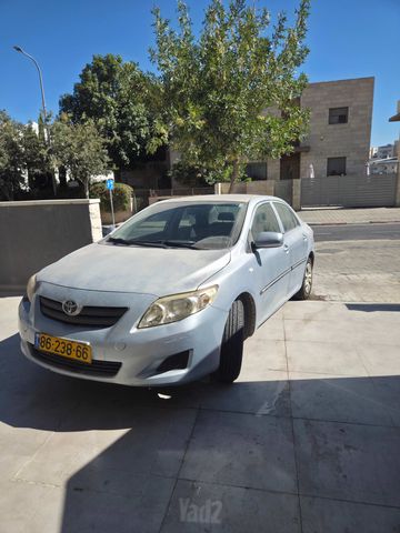 טויוטה קורולה
