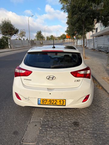 יונדאי i30
