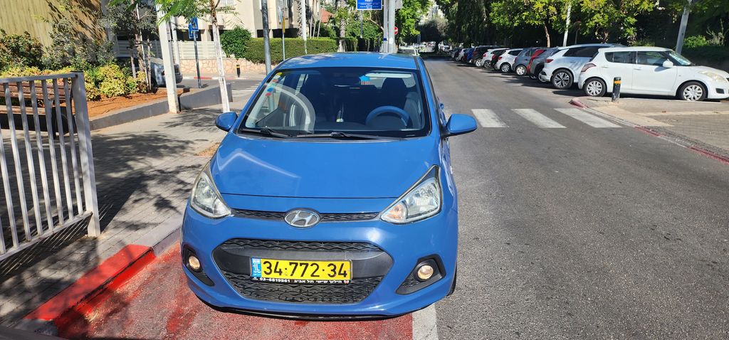 יונדאי i10