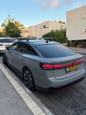 ID.7 Pro חשמלי אוט׳ (286 כ״ס)