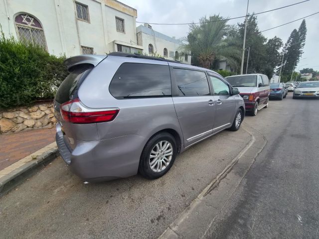 מודעת רכב טויוטה סיינה