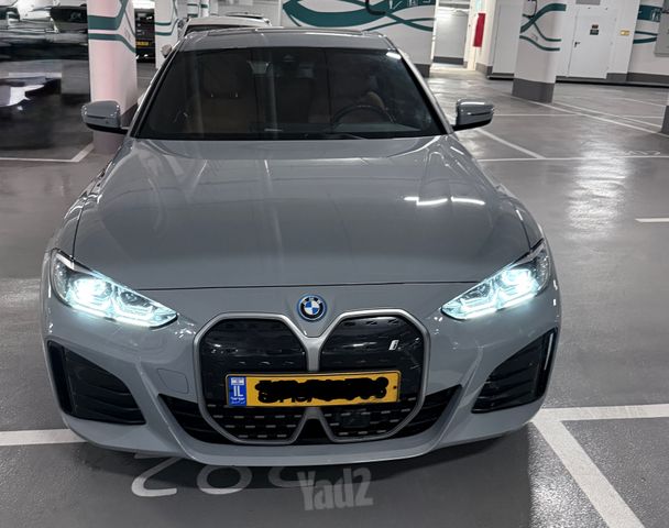 ב מ וו i4
