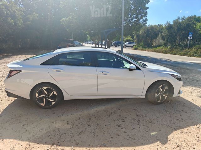 יונדאי אלנטרה