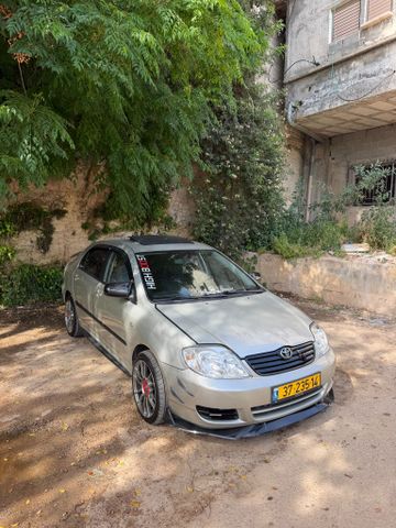 טויוטה קורולה