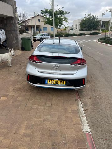 מודעת רכב יונדאי איוניק
