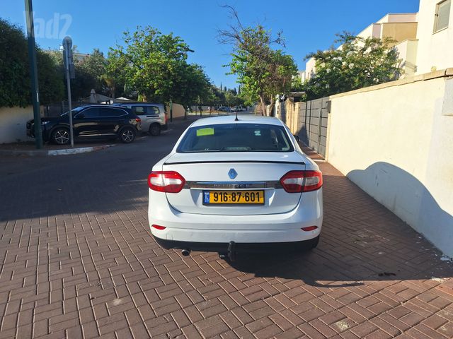 רנו פלואנס