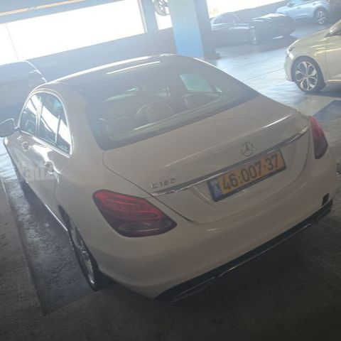מודעת רכב מרצדס-בנץ C-class