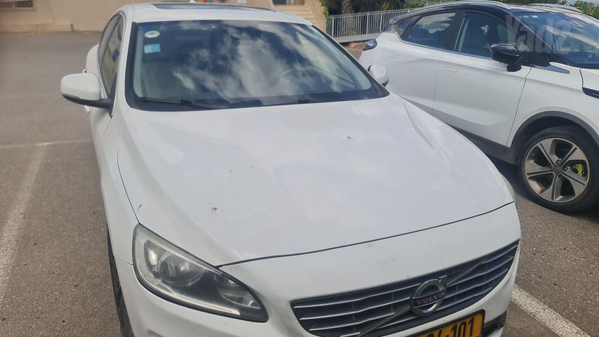 וולוו S60
