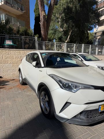 טויוטה C-HR