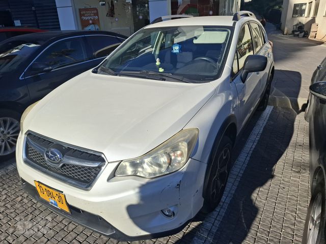 מודעת רכב סובארו XV