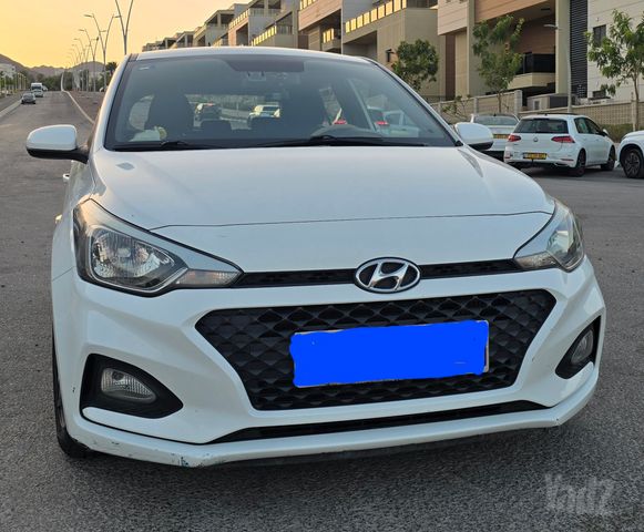 מודעת רכב יונדאי i20