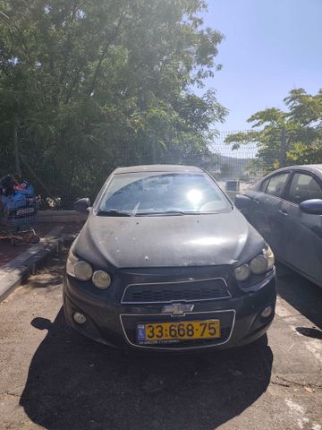 סוניק LT Premium אוט׳ 1.6 (116 כ״ס)