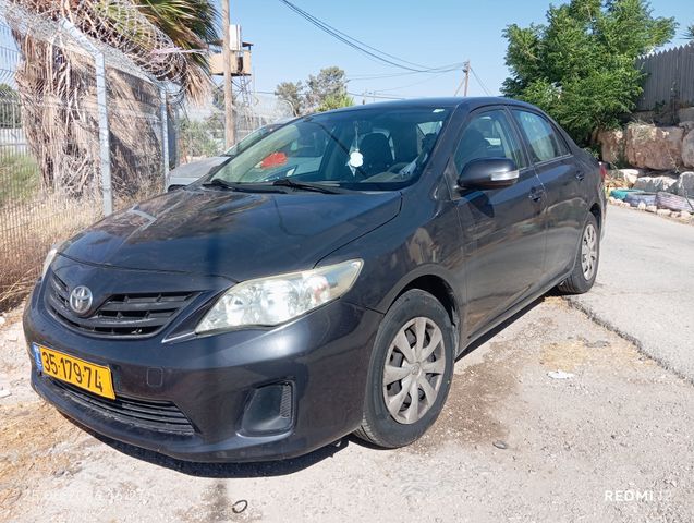 טויוטה קורולה